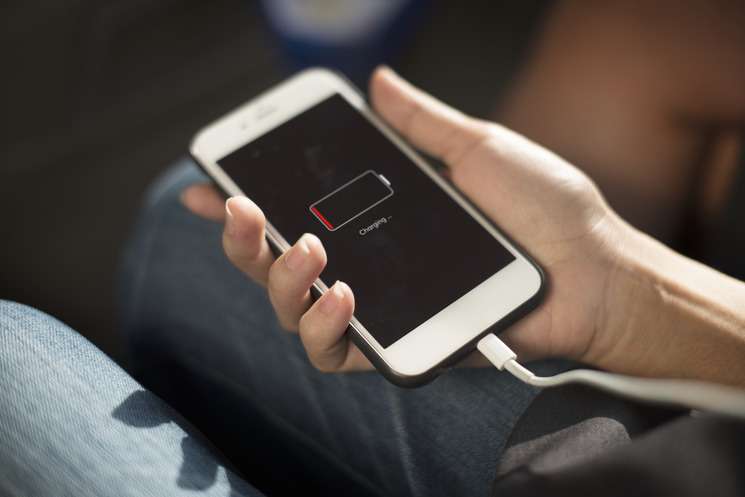 Battery repair iphone