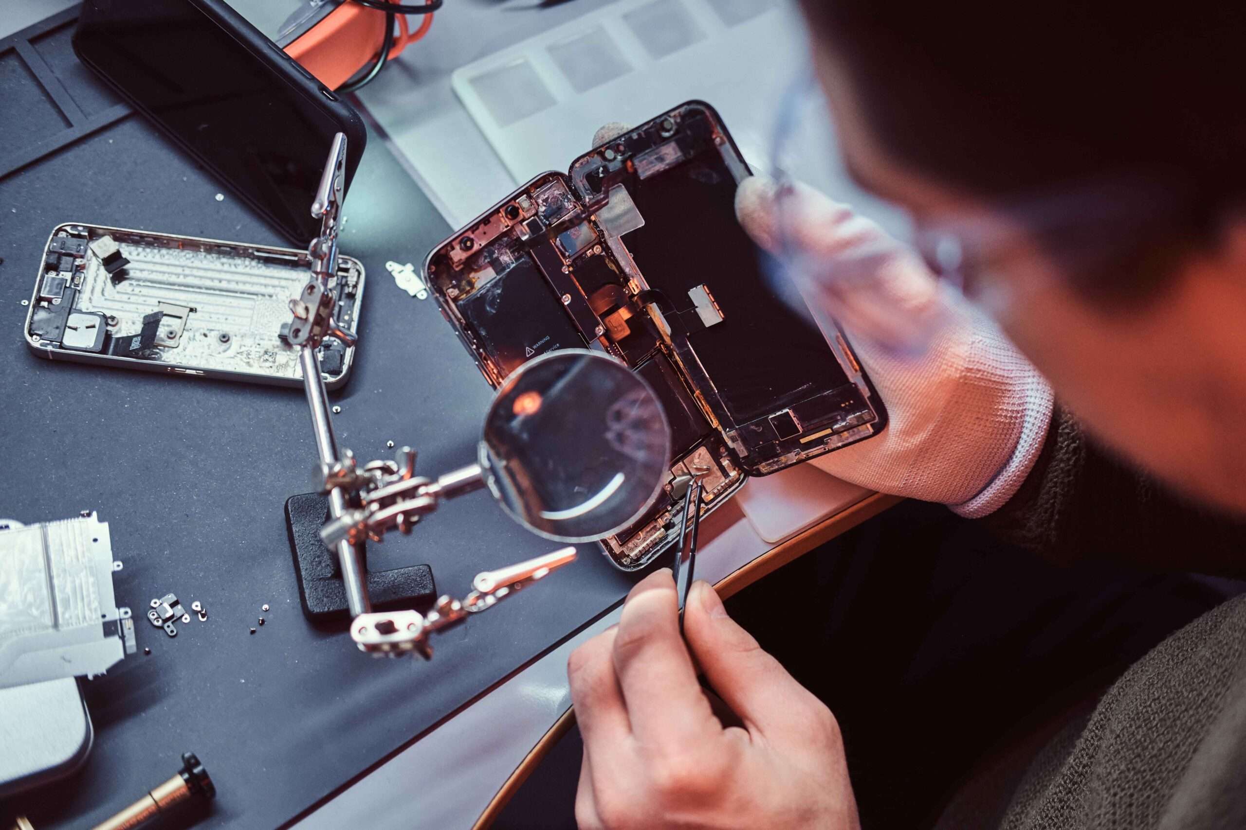 Mobile phone repair near me | The mobile Hub